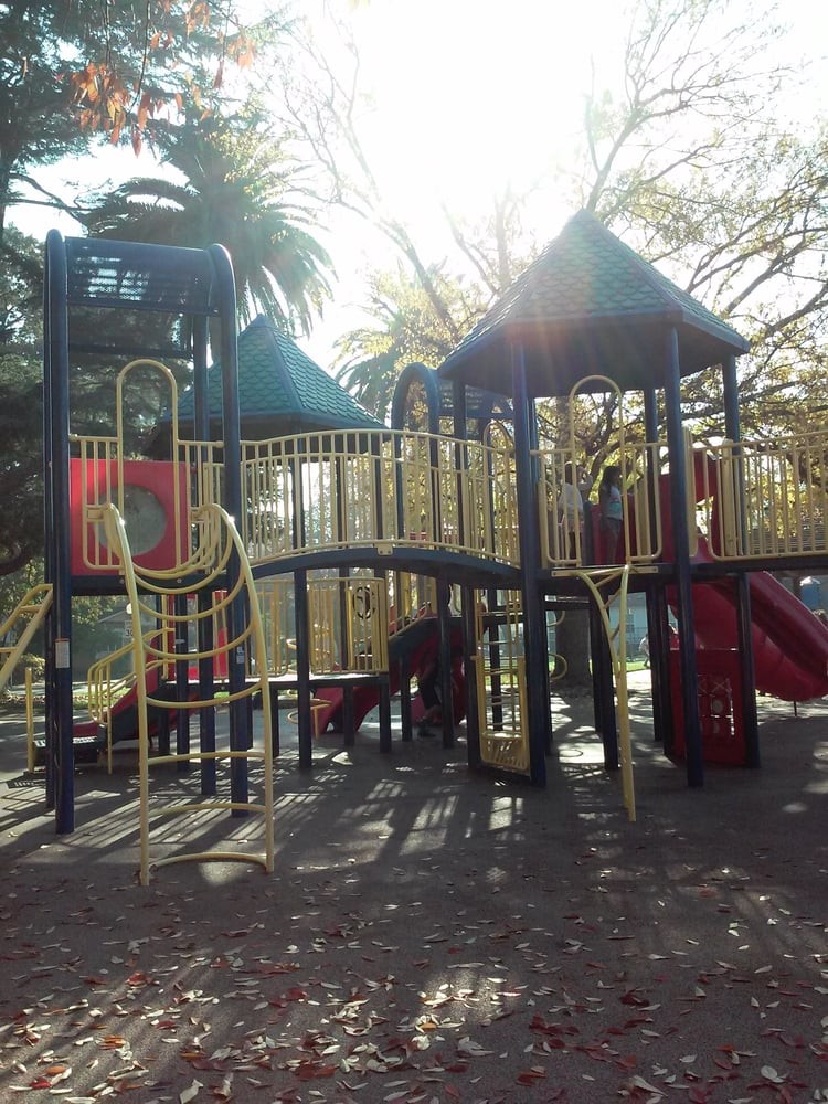 Emerson Park, Parks & Recreation in Downtown Lodi - Parkbench