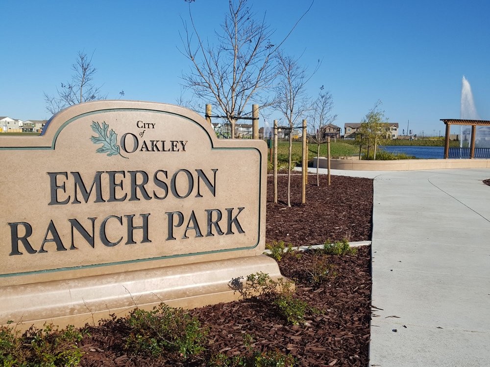 Emerson Ranch Park, Parks & Recreation in Downtown Oakley - Parkbench