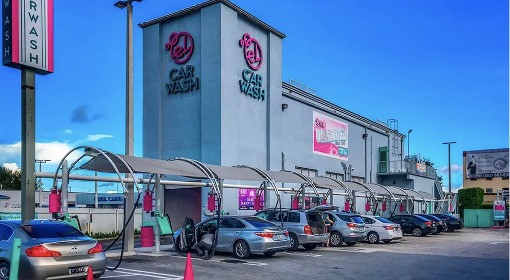 El Car Wash in West Hialeah @ 2851 W Okeechobee Road, Miami, FL