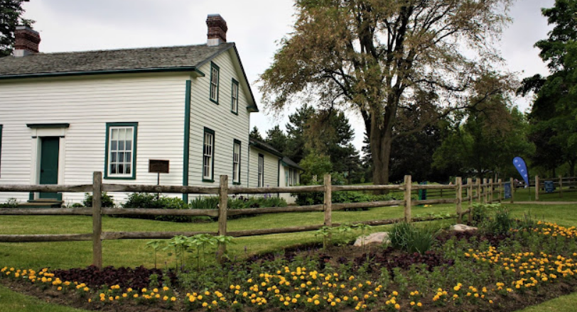 Unveiling Scarborough: Toronto's Captivating Hidden Gem - Parkbench