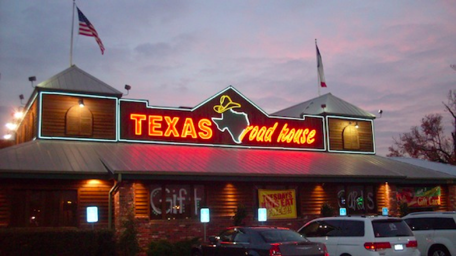 Roadhouse Pearland Texas Parkbench