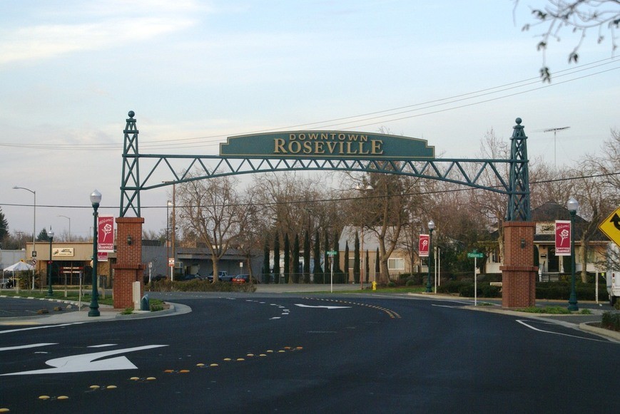 Parkbench Roseville Heights Neighborhood