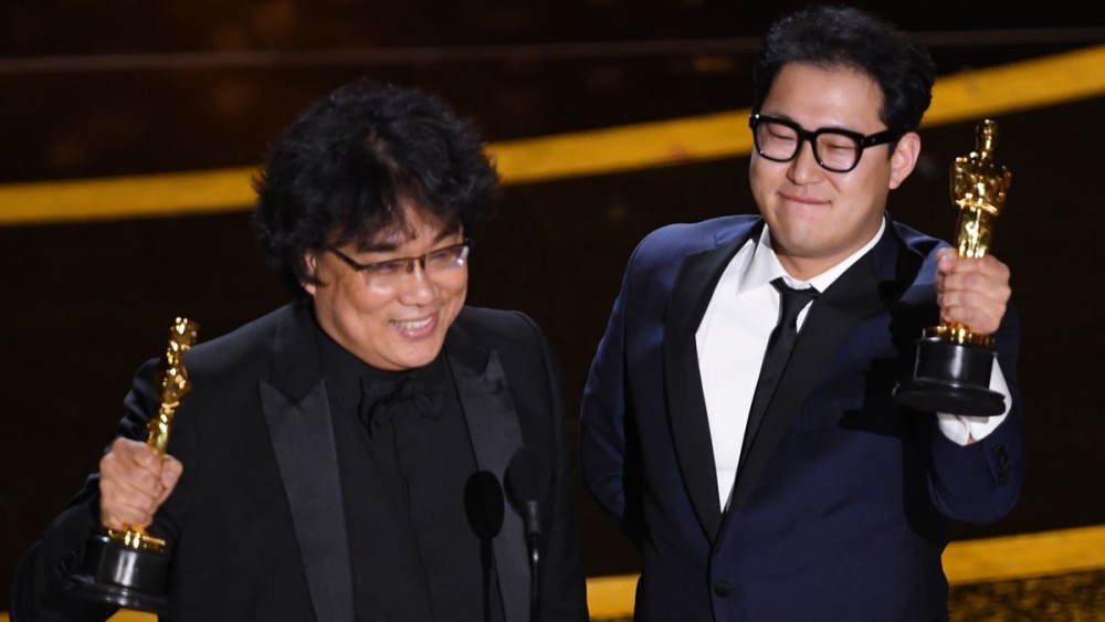 ‘Parasite’ makes history as first Asian winner of a screenplay Oscar ...