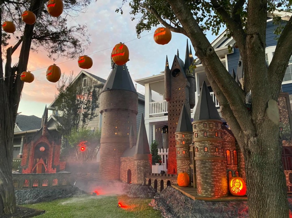 The Best Haunted Houses and Halloween Displays in Austin Parkbench
