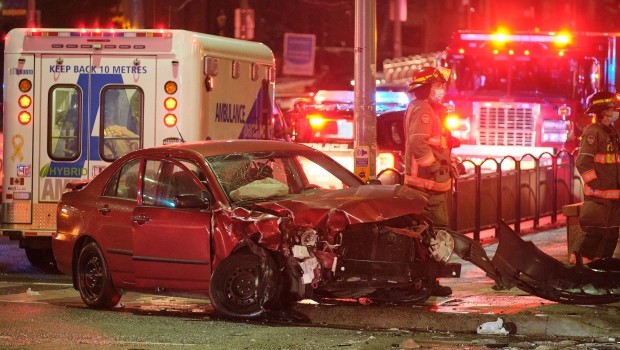 Two People Seriously Injured After Toronto Police Cruiser Collides With ...