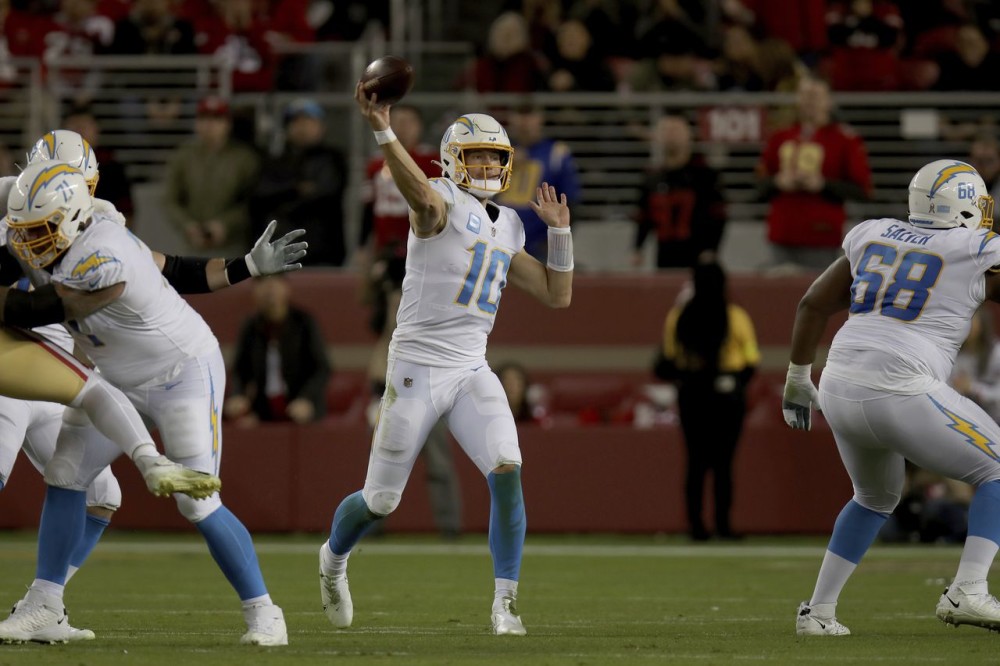 Justin Herbert, Los Angeles Chargers agree on a record-setting $262.5  million contract extension 