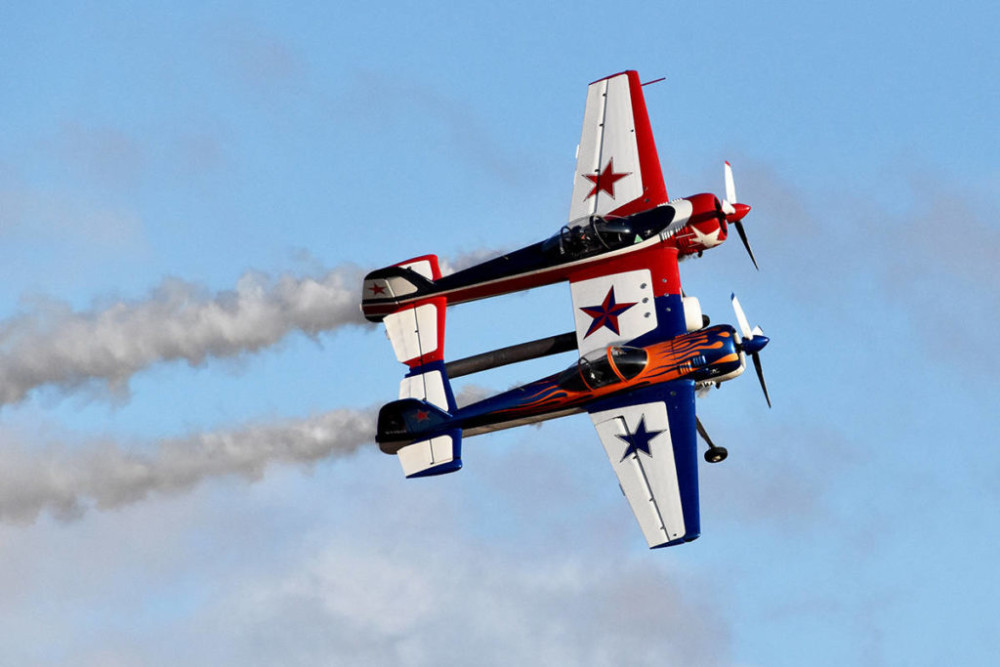 PHOTOS Abbotsford International Airshow Skydrive Saturday evening show