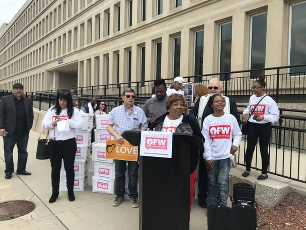 Michigan’s minimum wage will increase again in new year Parkbench