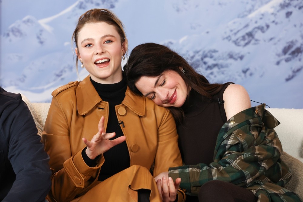 Thomasin McKenzie Fell in Love With ‘Eileen’ Co-Star Anne Hathaway Like