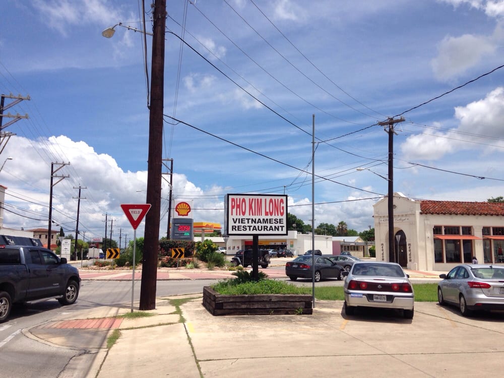 Otra Vez Couture Consignment, Clothing & Accessories in Olmos Park -  Parkbench