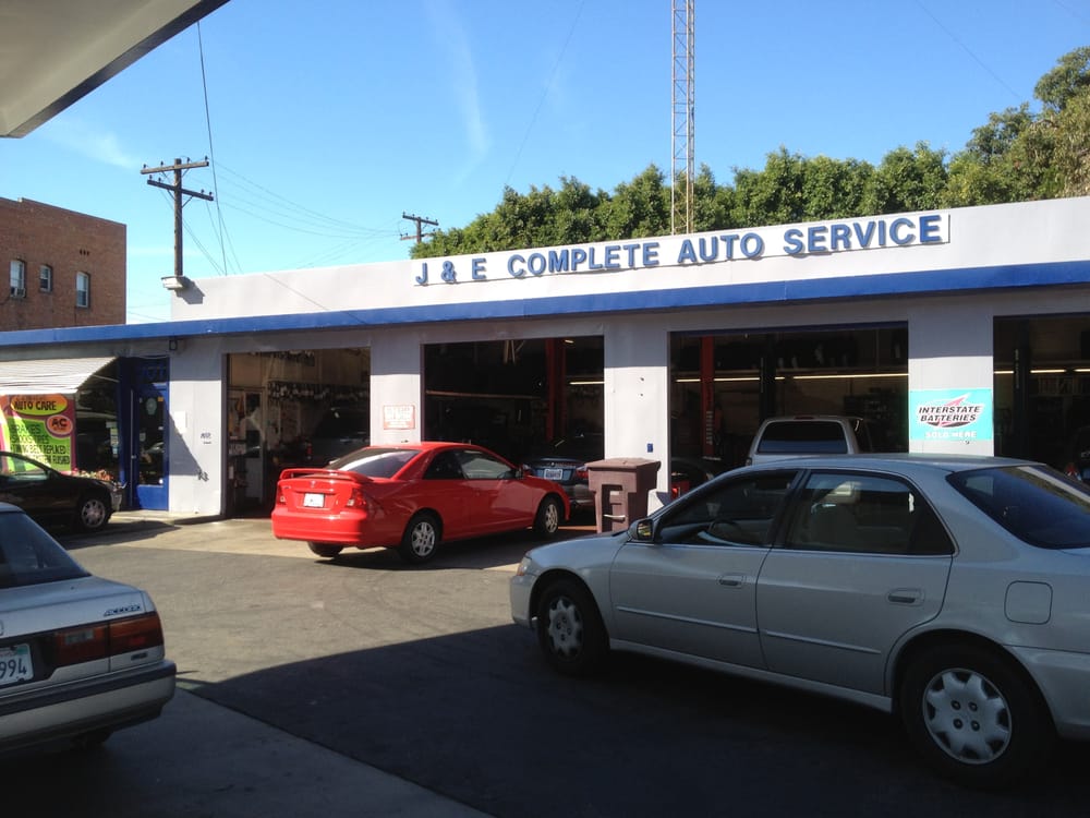 Сервис 601. Магазин обивки «buono's» Глендейл. 1000 Orange Grove Ave, Glendale, CA 91205.