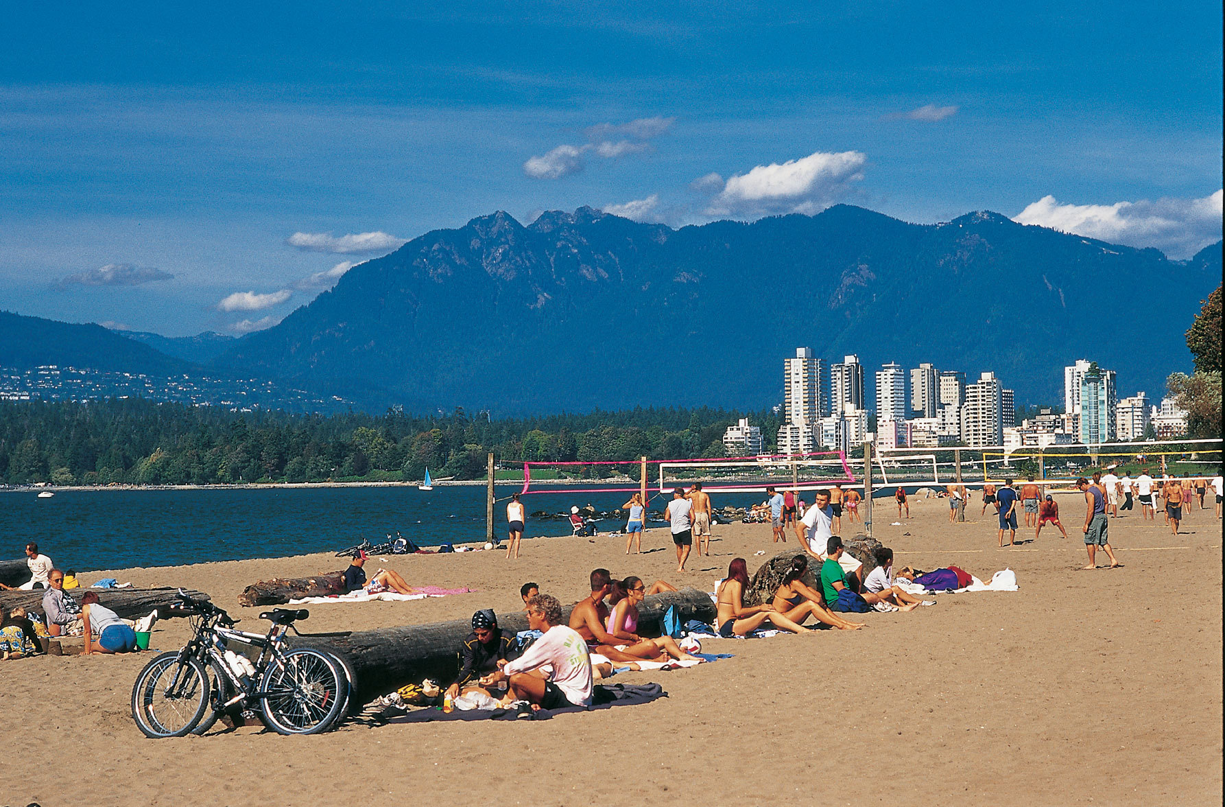 top-7-things-to-do-in-kitsilano-vancouver-parkbench