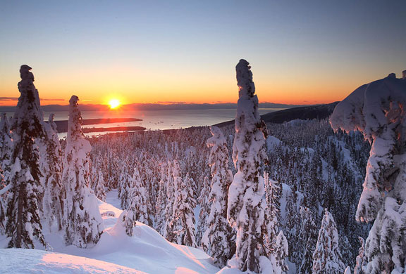 Exploring The Seymour Mountains of North Vancouver - Parkbench